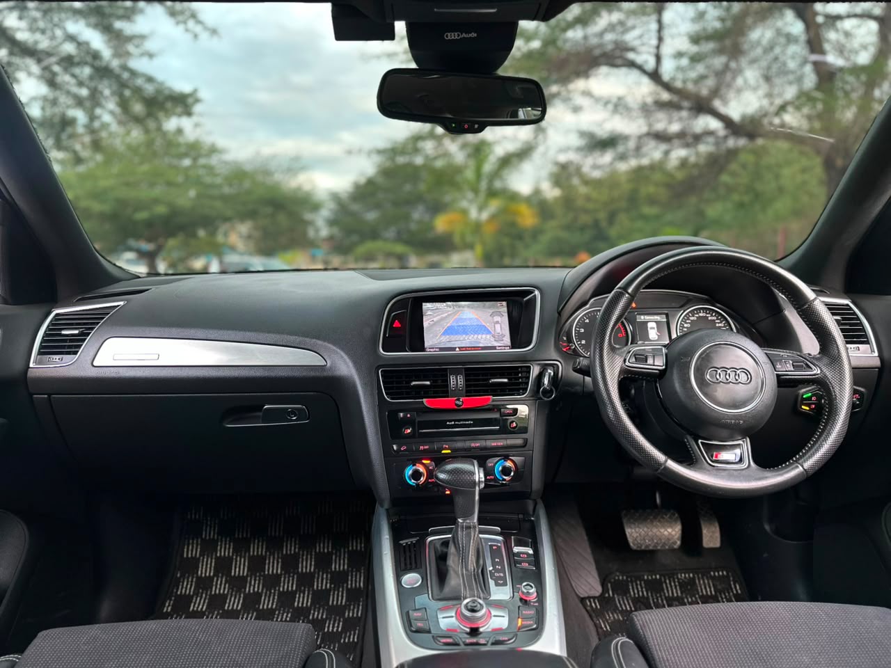 AUDI Q5 S Line (NDAR0) thumbnail 4